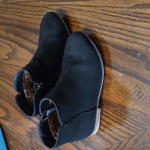 Cat & Jack Other - Girls size 12 Black suede bootie ankle boots cat & jack